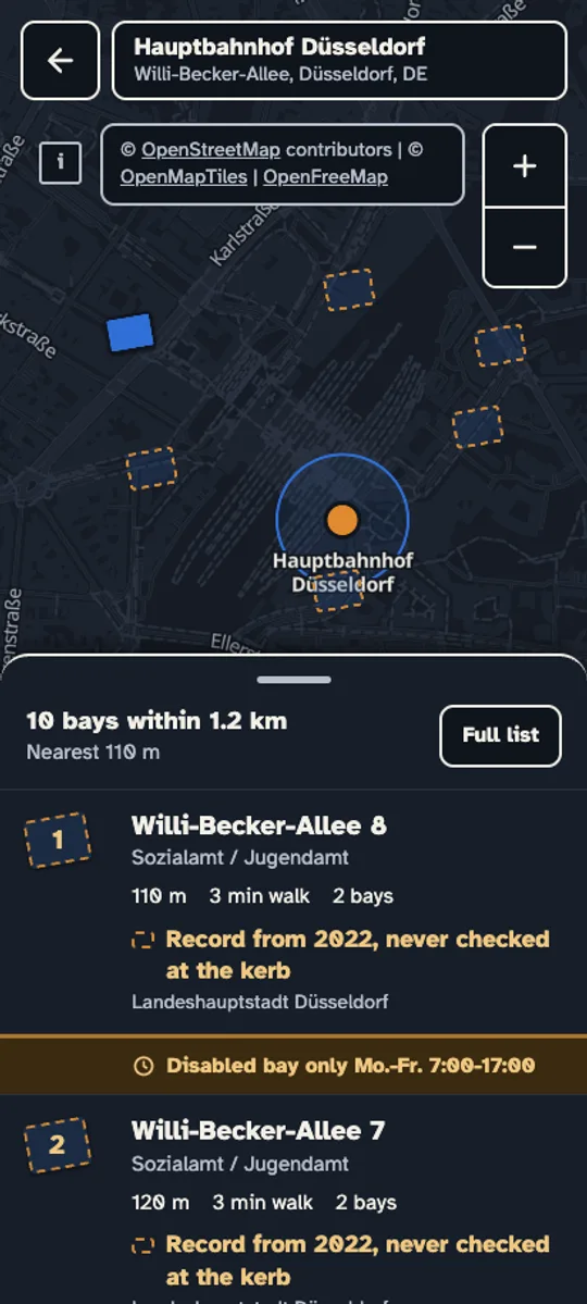 The nearest-bays screen in the dark scheme.